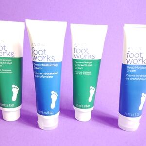 Avon Foot Works Moisturizing and Cracked Heel Cream - Green and Blue